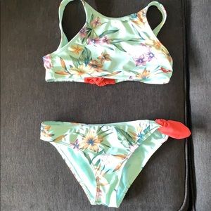 Girls size 10 roxy bathing suit! EUC